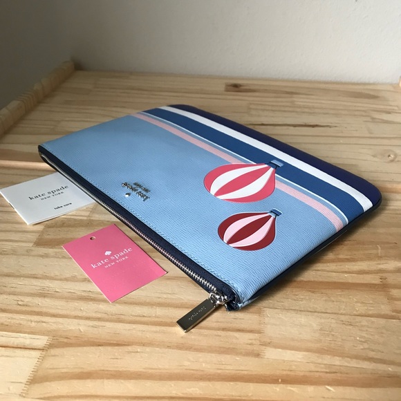 Kate Spade large zip pouch 🎈🎈 - Picture 4 of 6
